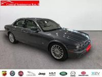 Usado Jaguar XJ6 Executive 207 CV (152 kW) 2006 Gris / plata Berlina