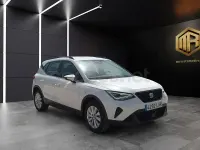 Usado Seat Arona Style Plus 110 CV (80 kW) 2022 Blanco SUV