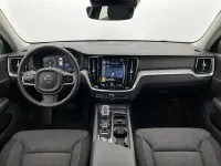 Usado Volvo V60 Core 197 CV (144 kW) 2023 Gris / plata Familiar