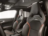 Usado Mercedes CLA45 AMG Shooting Brake 381 CV (280 kW) 2017 Blanco Familiar