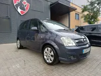 Usado Opel Meriva Cosmo 100 CV (73 kW) 2008 Azul Monovolumen