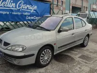 Usado Renault Mégane II Expression 110 CV (80 kW) 2002 Gris / plata Berlina