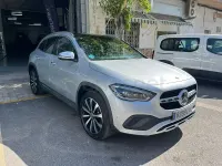 Usado Mercedes GLA200 150 CV (110 kW) 2021 Gris / plata SUV