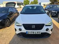Usado Seat Arona Style Plus 110 CV (80 kW) 2021 Blanco SUV