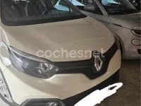 Usado Renault Captur Intens 90 CV (66 kW) 2015 Beige SUV