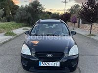 Usado Kia Carens 115 CV (84 kW) 2008 Negro Monovolumen