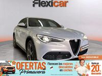 Usado Alfa Romeo Stelvio Sprint 200 CV (147 kW) 2022 Gris SUV