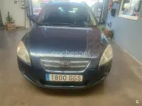 Usado Kia Ceed 115 CV (84 kW) 2008 Azul Utilitario