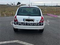 Usado Renault Clio II Expression 80 CV (58 kW) 2003 Blanco Berlina