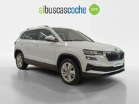 Usado Skoda Karoq Selection 150 CV (110 kW) 2025 Blanco SUV