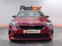Usado Kia Ceed 136 CV (100 kW) 2021 Rojo Utilitario