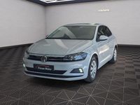 Usado VW Polo Advance 95 CV (69 kW) 2018 Gris / plata Utilitario