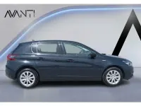 Usado Peugeot 308 Style 131 CV (96 kW) 2019 Azul Berlina