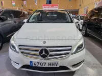 Usado Mercedes B200 136 CV (100 kW) 2012 Blanco Utilitario
