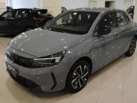 Usado Opel Corsa 100 CV (73 kW) 2025 Gris / plata Utilitario
