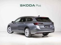 Usado Skoda Superb Selection 150 CV (110 kW) 2024 Gris Familiar