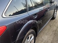Usado Subaru Outback 150 CV (110 kW) 2013 Azul Familiar