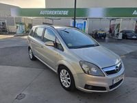 Usado Opel Zafira Cosmo 150 CV (110 kW) 2006 Beige Monovolumen