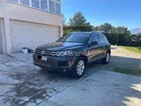 Usado VW Touareg 239 CV (175 kW) 2010 Gris / plata SUV