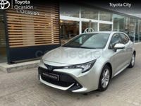 Usado Toyota Corolla Eco 140 CV (102 kW) 2023 Gris / plata Berlina