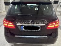 Usado Mercedes B180 Urban 109 CV (80 kW) 2016 Negro Monovolumen