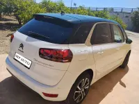 Usado Citroën C4 SpaceTourer Shine 130 CV (95 kW) 2018 Blanco Monovolumen