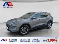 Usado Ford Kuga ST-Line 225 CV (165 kW) 2022 Gris / plata SUV