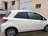 Brugt Toyota Yaris Active 90 HK (66 kW) 2012 Hvid Hatchback