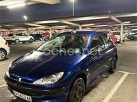 Usado Peugeot 206 75 CV (55 kW) 2000 Azul Berlina