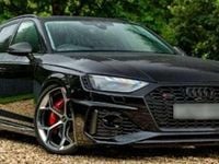 Usado Audi RS4 450 CV (330 kW) 2024 Negro Familiar