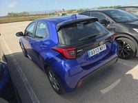 Usado Toyota Yaris Hybrid Active 116 CV (85 kW) 2025 Azul
