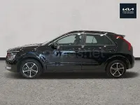 Usado Kia Niro 141 CV (103 kW) 2022 Negro SUV