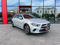 Usado Mercedes A250 218 CV (160 kW) 2021 Gris / plata Berlina