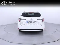 Usado Toyota Corolla Active 122 CV (89 kW) 2022 Blanco Familiar