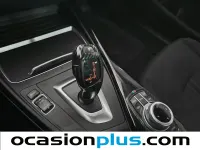 Usado BMW 118 136 CV (100 kW) 2018 Rojo Utilitario