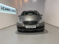 Usado Mercedes A180 109 CV (80 kW) 2010 Gris / plata Monovolumen