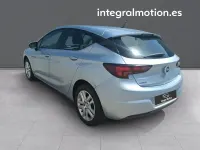 Usado Opel Astra Selective 104 CV (76 kW) 2016 Gris