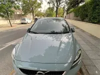 Usado Volvo V40 Momentum 122 CV (89 kW) 2017 Azul Berlina