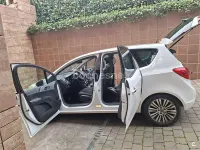 Usado Opel Meriva Enjoy 110 CV (80 kW) 2011 Blanco Monovolumen