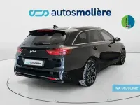 Usado Kia Ceed Style 100 CV (73 kW) 2025 Negro Utilitario