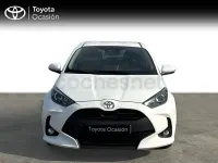 Usado Toyota Yaris Hybrid Active 116 CV (85 kW) 2025 Blanco Berlina