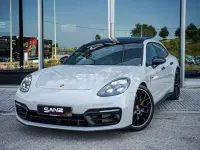 Usado Porsche Panamera Executive 560 CV (411 kW) 2022 Beige Utilitario