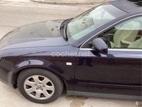 Usado Audi A4 115 CV (84 kW) 2001 Azul Berlina