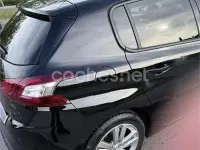 Usado Peugeot 308 Active 110 CV (80 kW) 2017 Negro Berlina