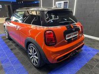 Usado Mini Cooper S 192 CV (141 kW) 2019 Naranja Utilitario