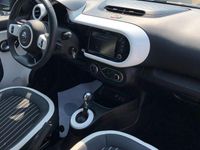 Usado Renault Twingo Zen 60 kW (82 CV) 2022 Blanco Utilitario