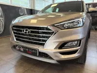 Usado Hyundai Tucson 116 CV (85 kW) 2020 Gris / plata SUV