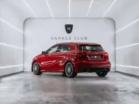 Usado Mercedes A180 AMG line 109 CV (80 kW) 2015 Rojo Utilitario