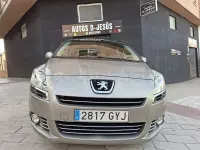 Usado Peugeot 5008 110 CV (80 kW) 2010 Beige Monovolumen