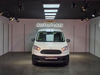 Usado Ford Tourneo Courier Ambiente 75 CV (55 kW) 2015 Blanco Monovolumen